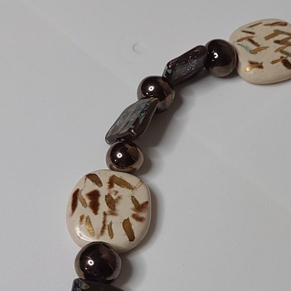 19.5 Inch Glass And Ceramic Bead Necklace - Picture 8 of 11